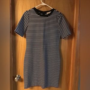 MICHAEL MICHEAL KORS Black and White striped dress, short sleeve